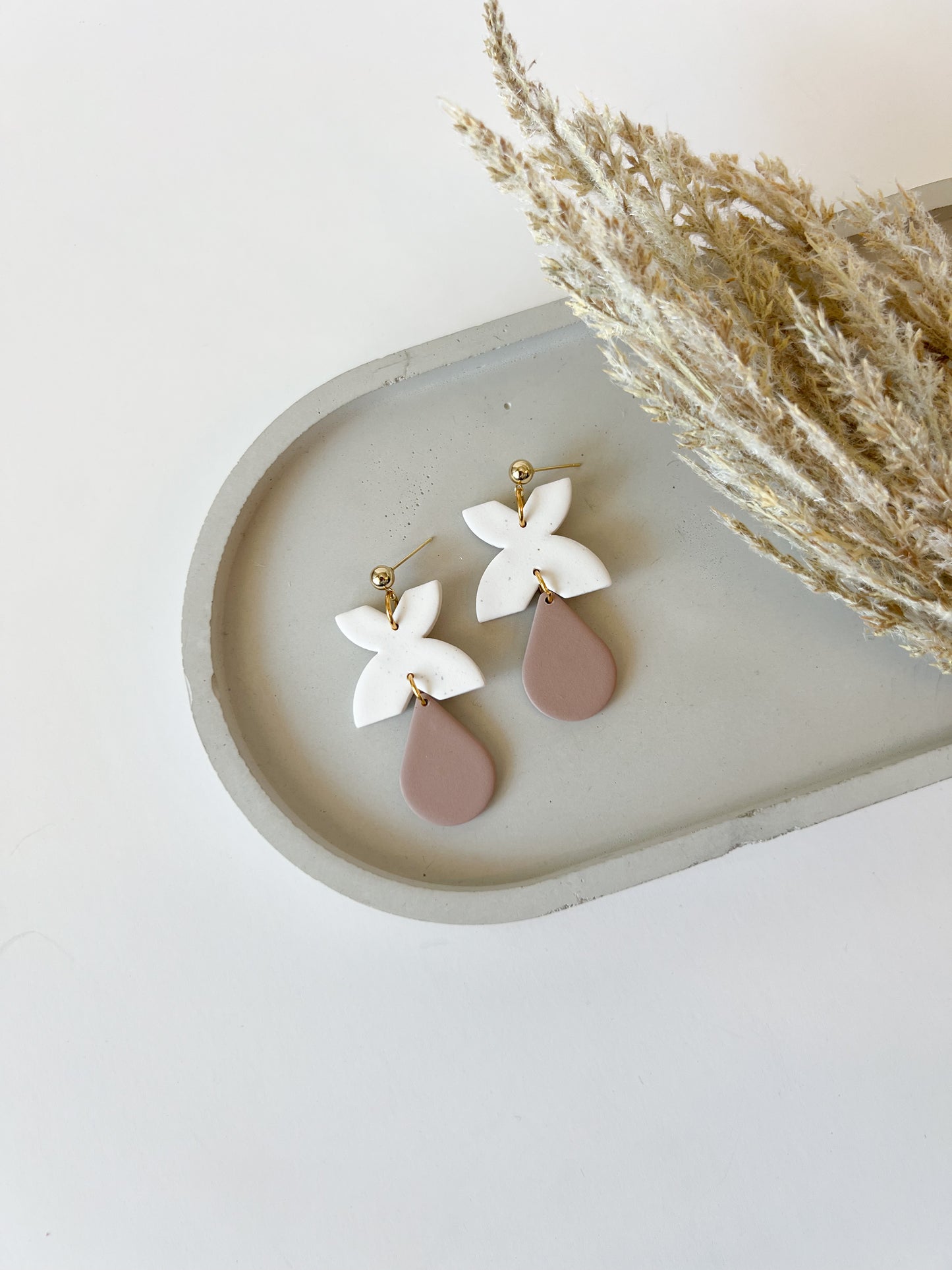 Hayden | Cream & Taupe