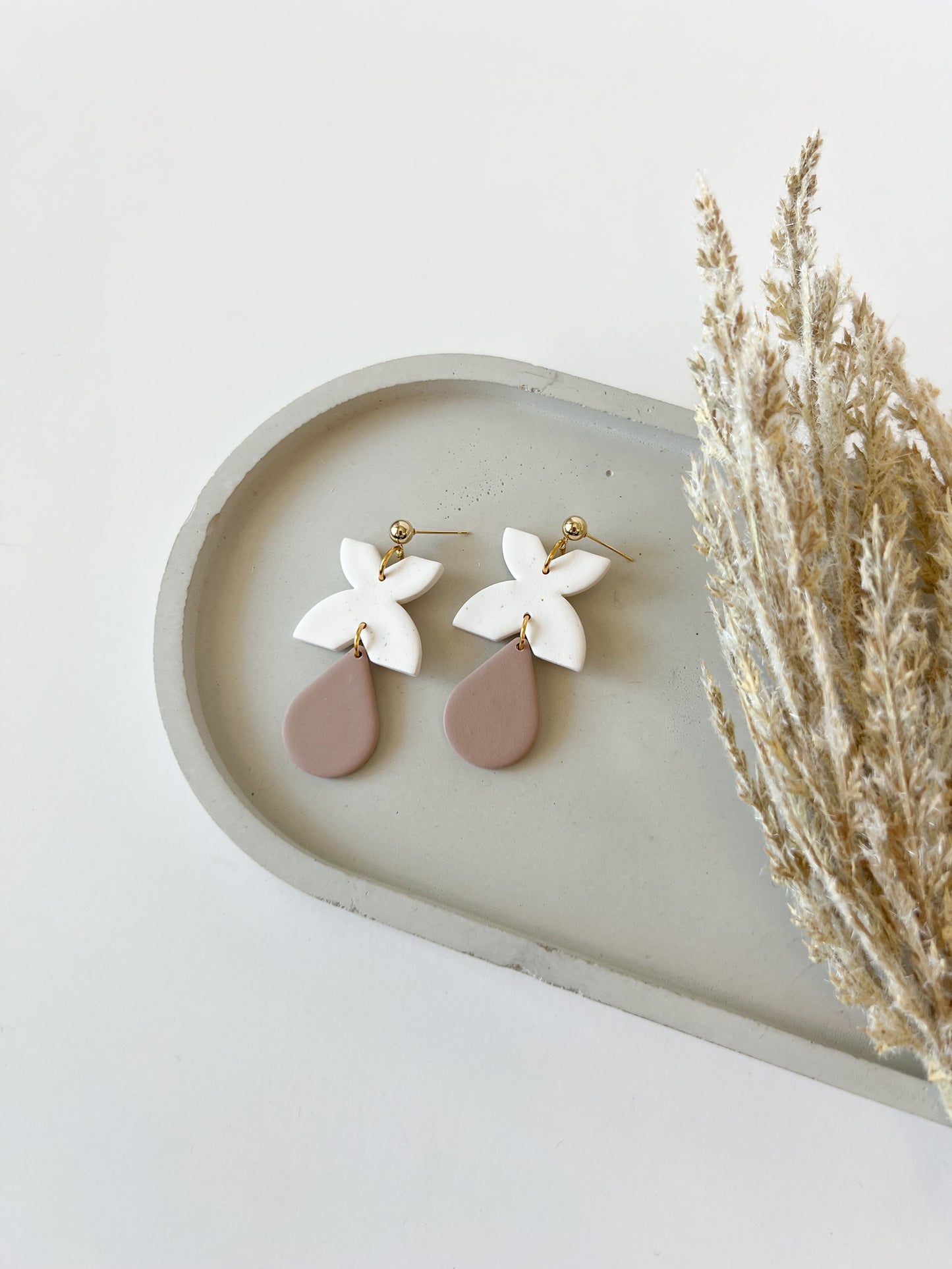 Hayden | Cream & Taupe