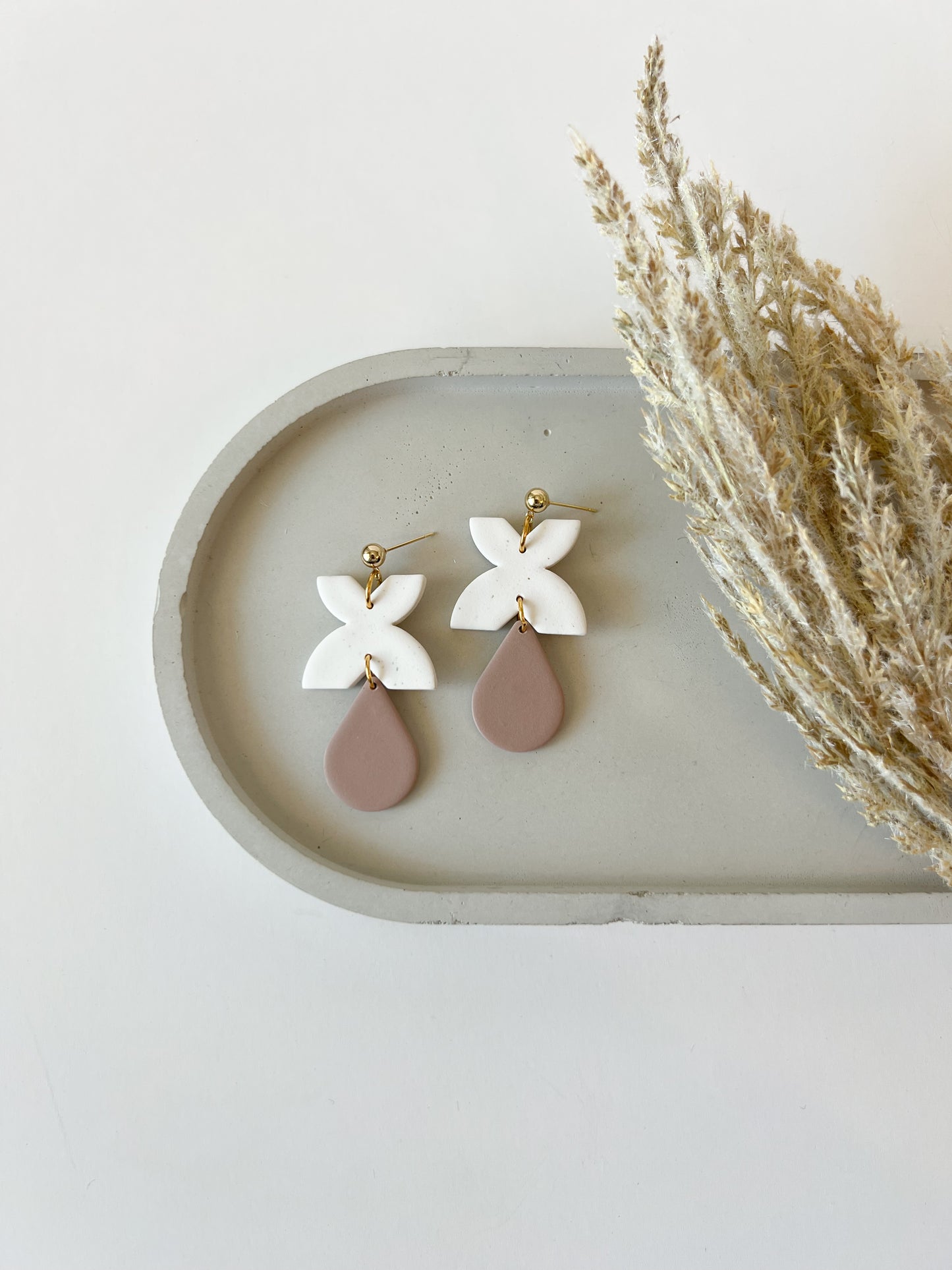 Hayden | Cream & Taupe