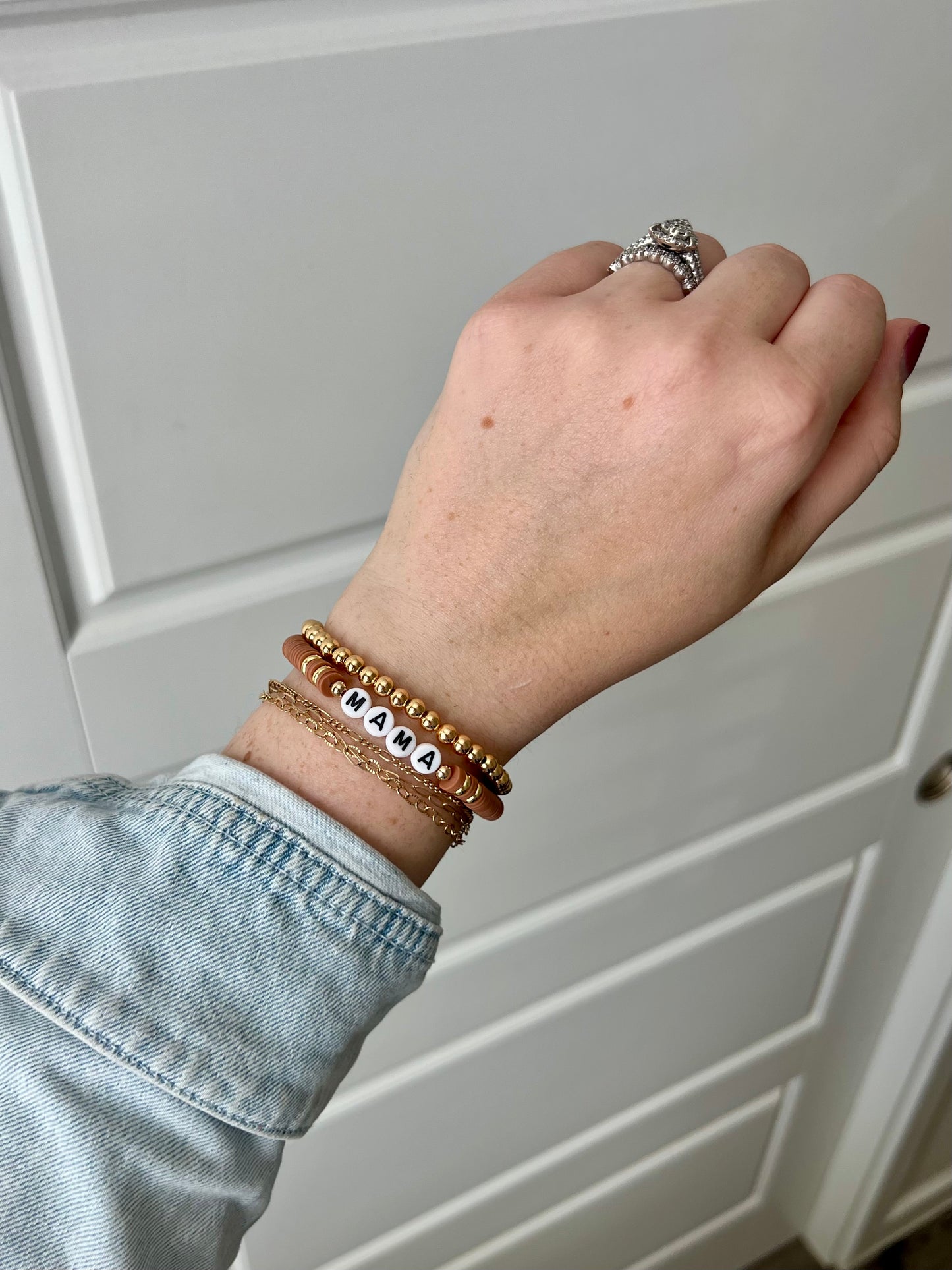 Mama Heishi Bracelet (Multiple Colors)