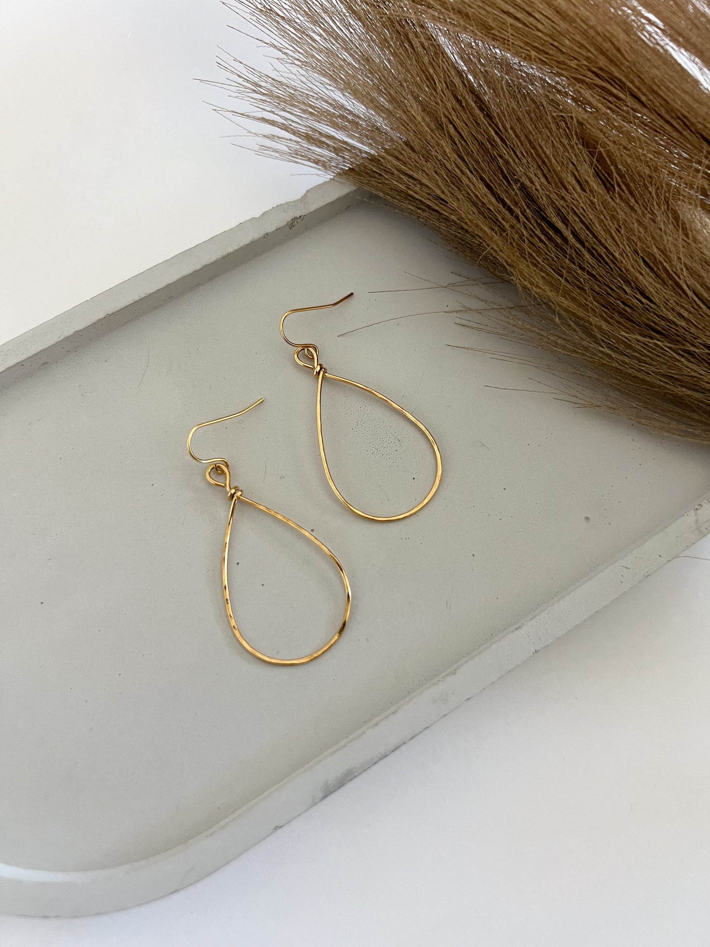 Hammered Teardrops | Gold