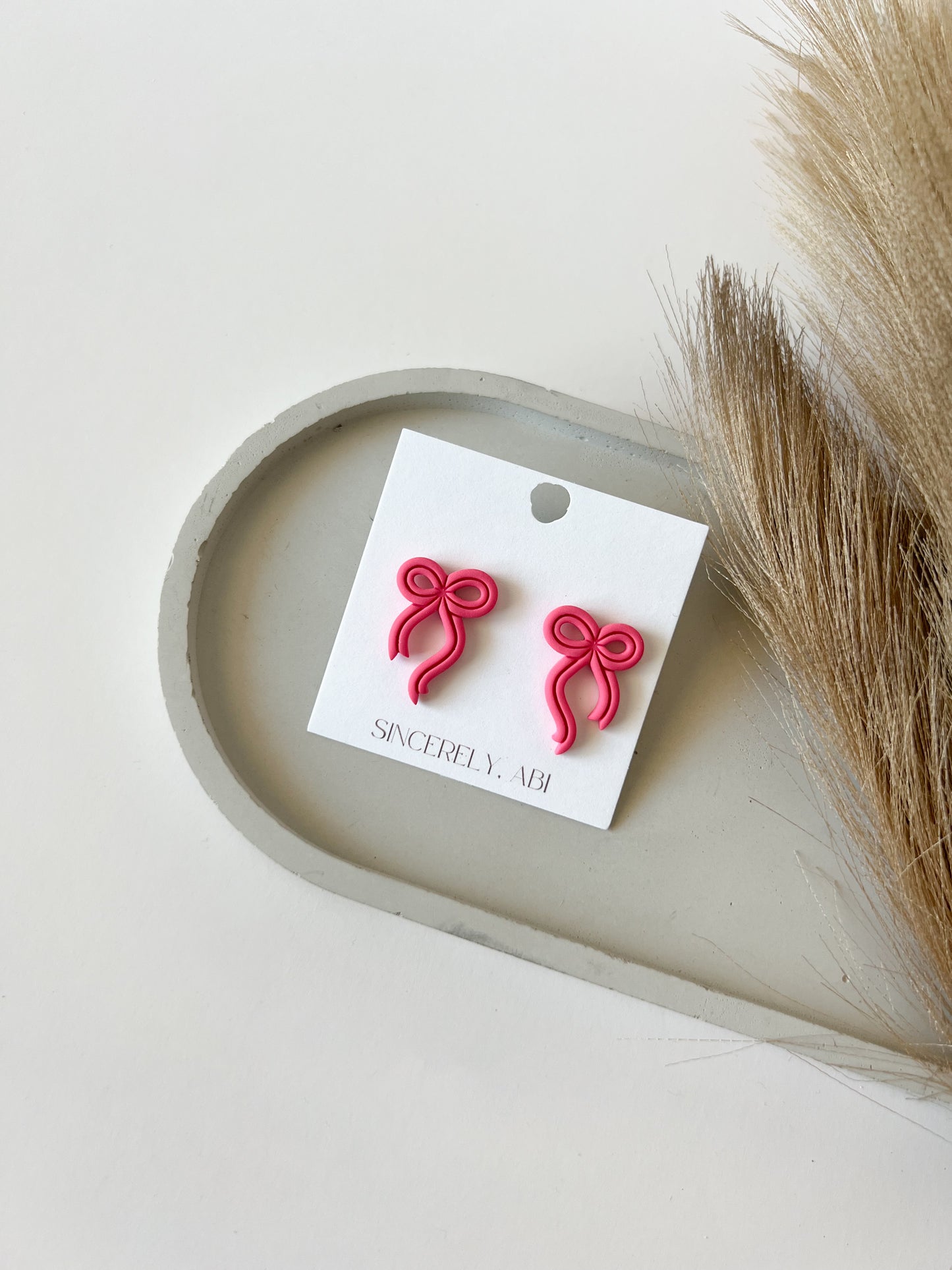 Bowie Studs | Pink