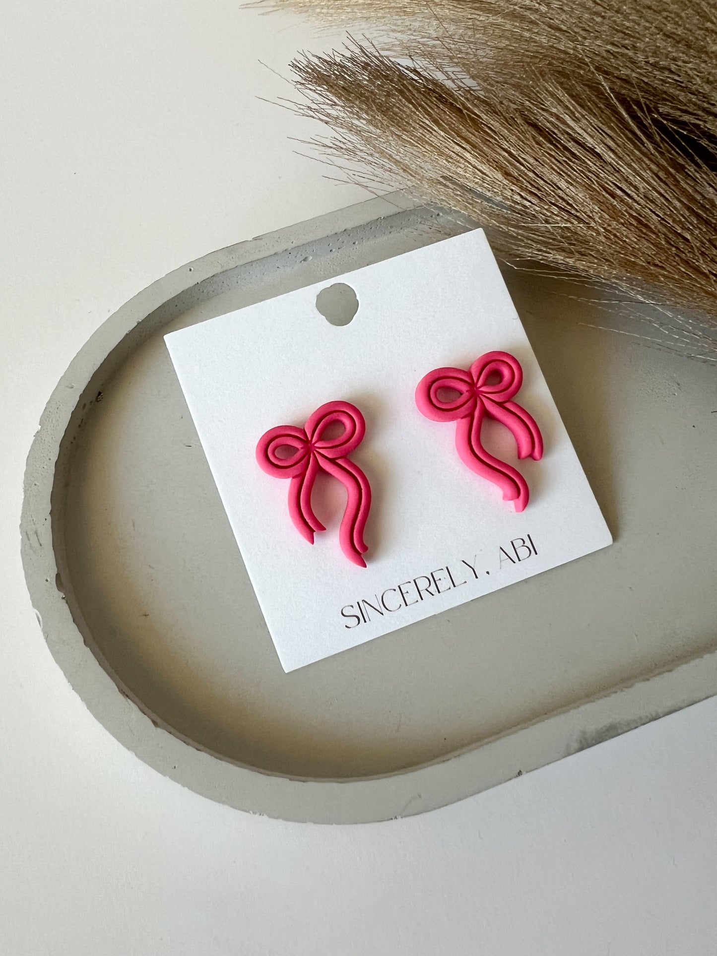 Bowie Studs | Pink
