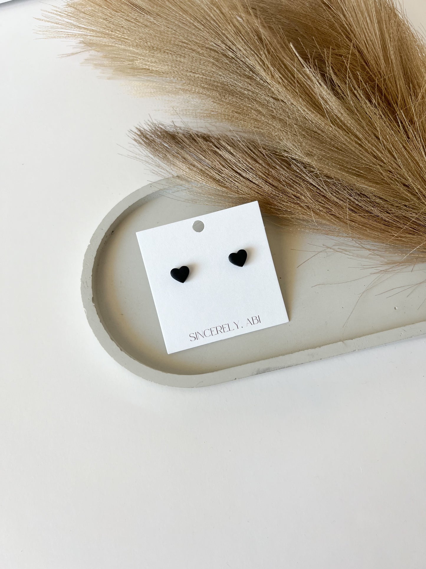 Mini Heart Studs | Black