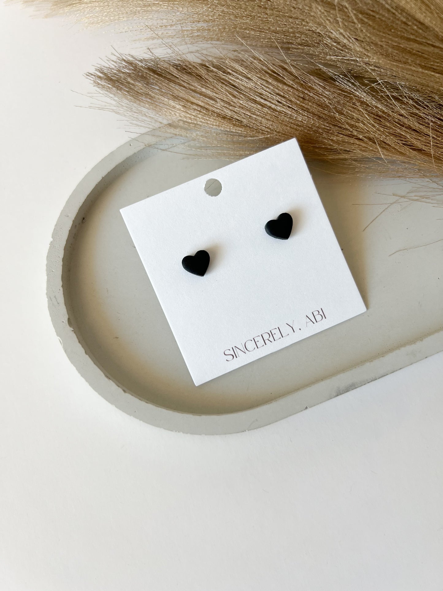 Mini Heart Studs | Black