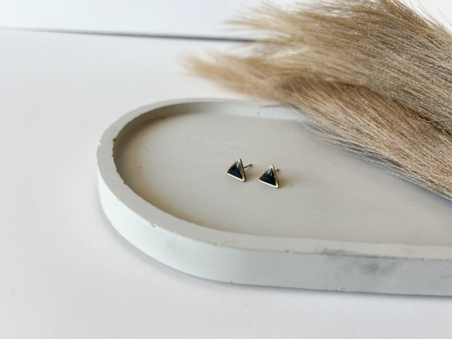 Gold Trim Triangle Studs | Black
