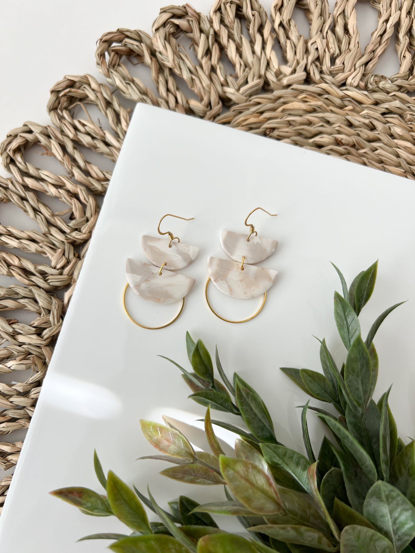 Josie Beige + White Marble