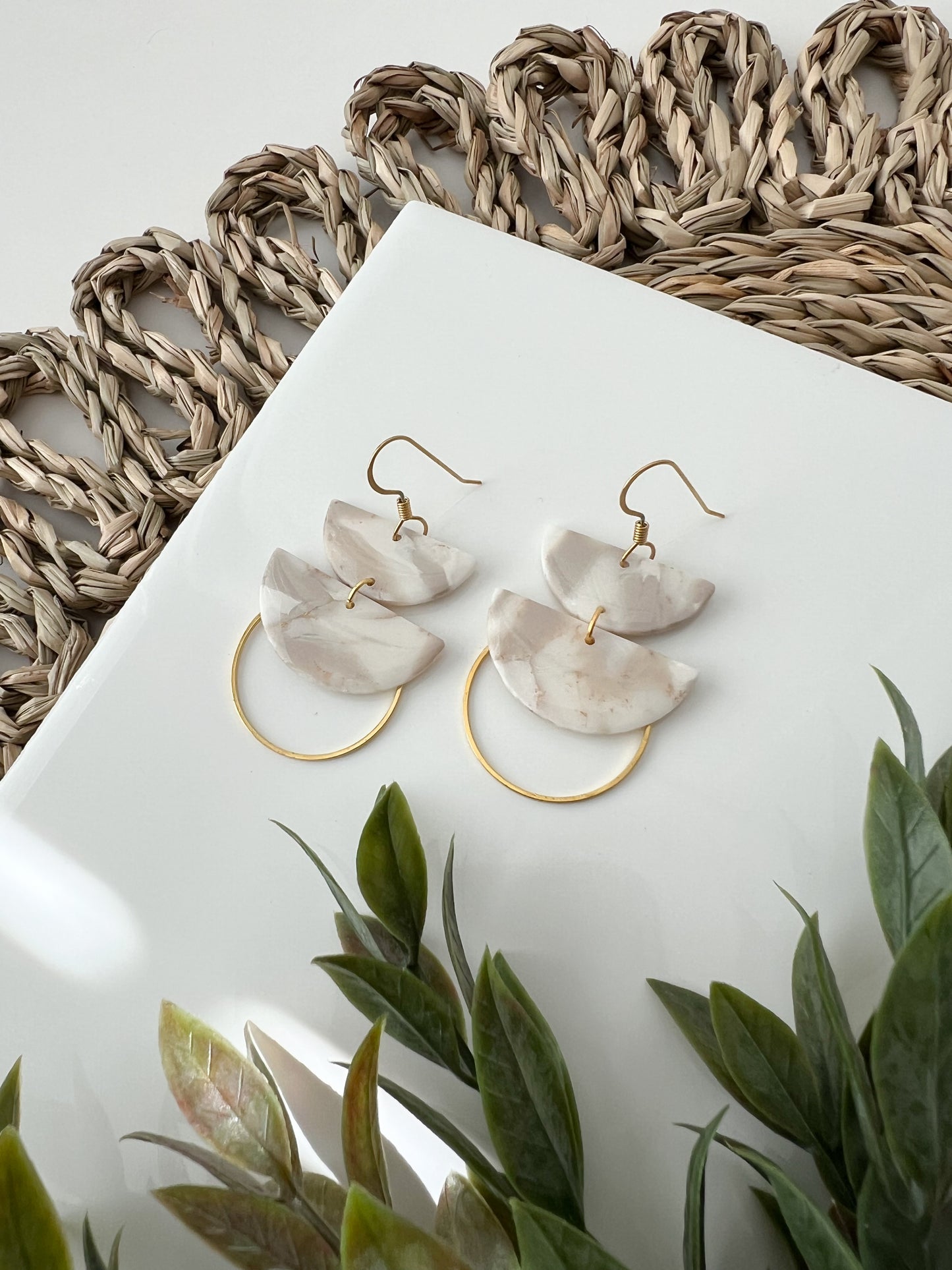 Josie Beige + White Marble