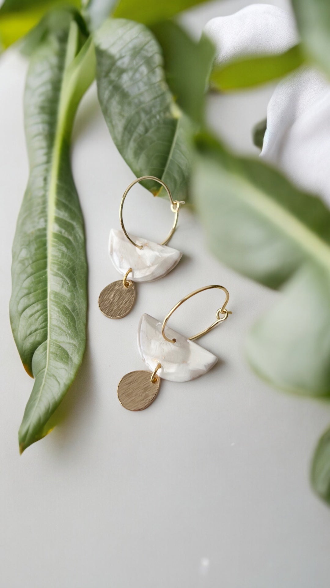 Avery | Beige + White Marble