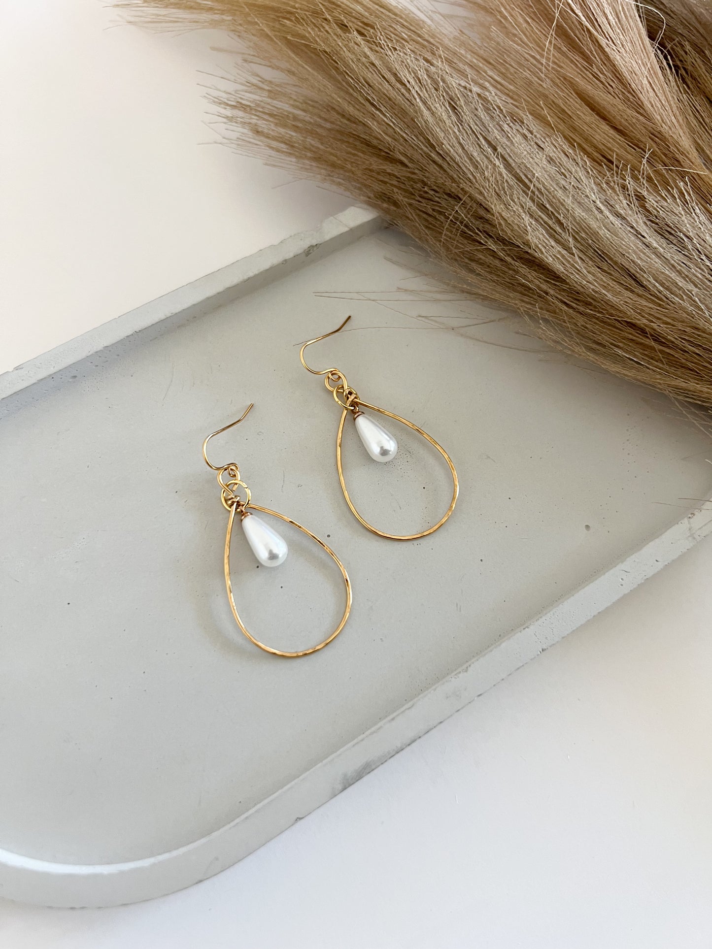 Pearl Hammered Teardrops, Gold