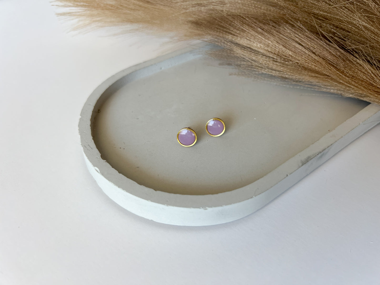 Gold Trim Basic Studs, Purple