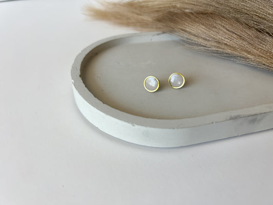 Gold Trim Basic Studs, Taupe